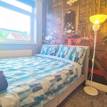 Cosy Room In East Ham Londres Exterior foto